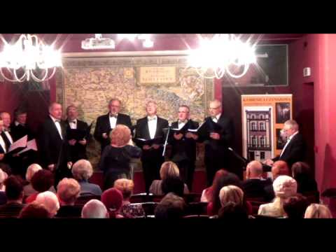 Betlejemskie pole śpi