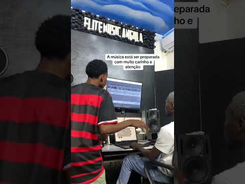 Momento Da grava&ccedil;&atilde;o Da Nova Musica Do Jovem Talentoso Mike Wanguila (Elite Music)