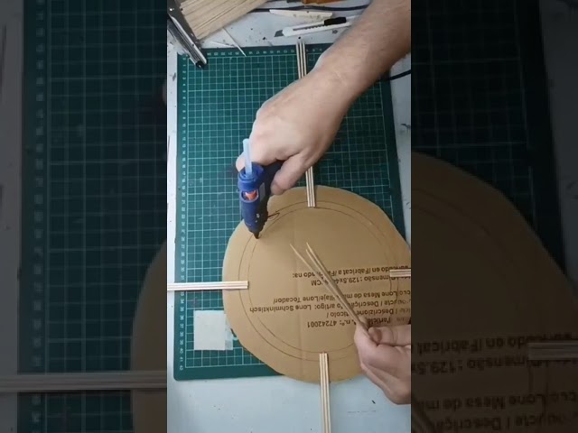 Vídeo relacionado con AMFUN 5 pares de palillos de bambú natural reutilizables Aptos para lavavajillas con Estilo Gato De La Suerteen una hermosa caja negra hecha a mano Decorado