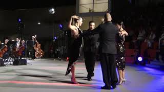 Santiago Castro y Francesca Del Buono y Daniela Martinez Rentz y Marcos Beratz 1.2 Apulia Tango Bari
