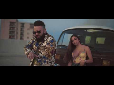 download lagu mp3 mp4 Famousmales, download lagu Famousmales gratis, unduh video klip Famousmales