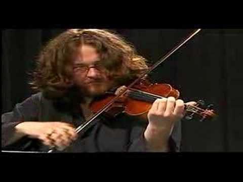 Mandragora plays Piazzolla's "Soledad"