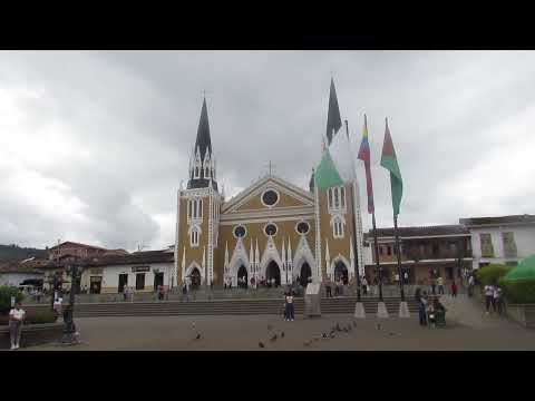 Saludan desde el parque principal de Abejorral Antioquia 🙋🏾