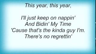 Ella Fitzgerald - Bidin&#39; My Time Lyrics