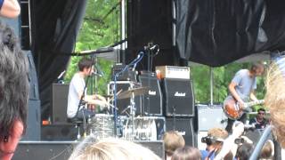 No Age - Ripped Knees / Teen Creeps - Live at 2011 Pitchfork Music Festival