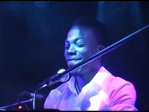 Peven Everett - Easy Livin (Live at Sound-Bar)