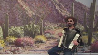 Henry Kowalski&rsquo;s tuneful « Salut a Pesth ».