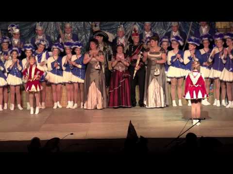 Mini-Tanzmariechen Caro und Leni 2015