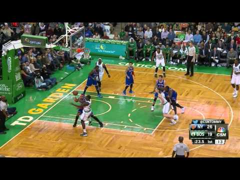 Carmelo Anthony Highlights Knicks vs. Celtics 12.12.2014 - 22 Points, 3 Assists, 3 Blocks