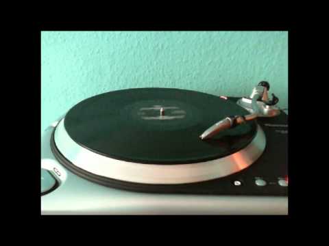 Dee - Feeling Um Pa Paa Paaa (Hard on Dub)