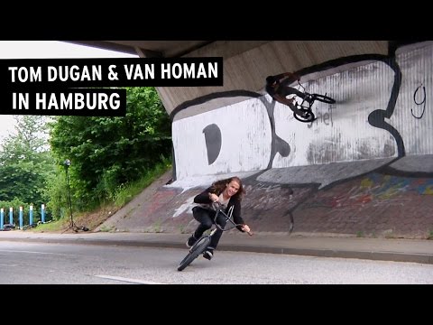 Engelschöre und unmögliche Airs: Tom Dugan und Van Homan in Hamburg (2013) | freedombmx