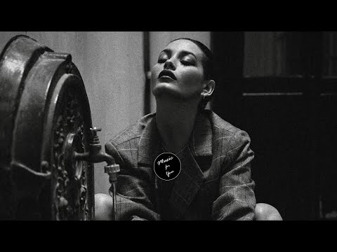 Zubi & Anatu, Moonflwr - Drive By