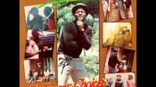 The Girl is in Love - Sugar Minott