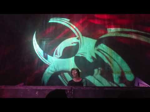 Hernan Cattaneo playing "ID" @Vulcan Gas Company