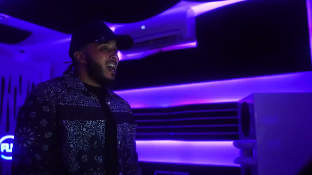 SHIMMY CHOO – EXCLUSIVE