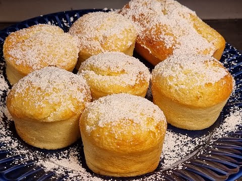 Very soft lemon cloud muffins
