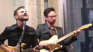 Robert Ellis - TV Song