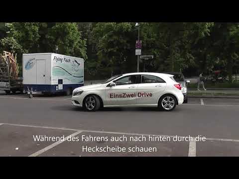 Rückwärts quer einparken für die praktische Führerscheinprüfung