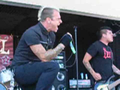 Broken Wings - Bleed the Dream