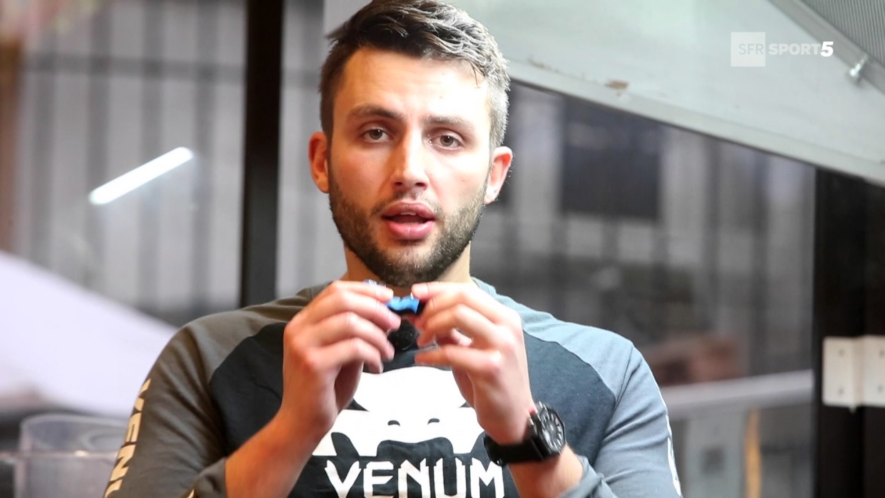 COMMENT MOULER UN PROTEGE DENT @KarateMickaelSerfati