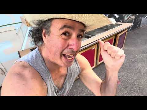 Abandoned Buffet Station - Not Too Shabby!