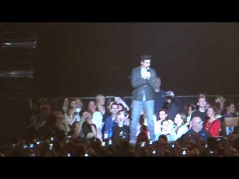 Kevin Richardson talking to the fans - In A World Like This Tour 2014 - 04.03.2014 Berlin