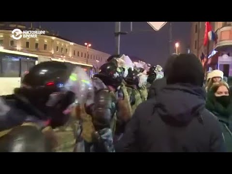 Дело сотрудника ОМОН, ударившего женщину ногой в живот: все подробности