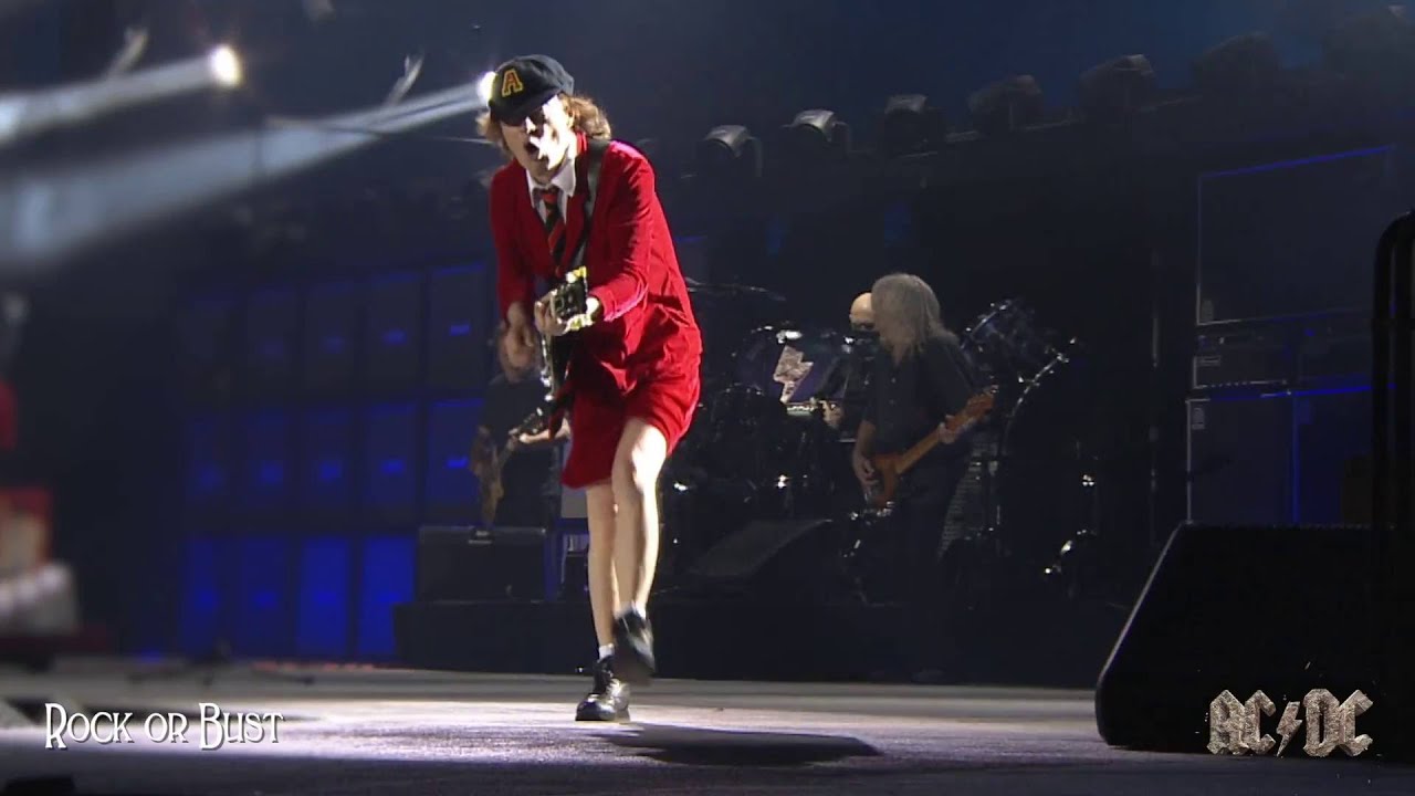 AC/DC - Angus!