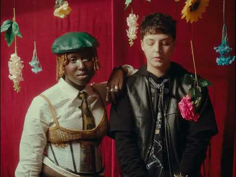 Vinte e Poucos - Trailer