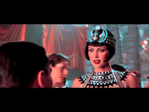 [HD 1080p] Aviator - Cigarette Girl - Scene