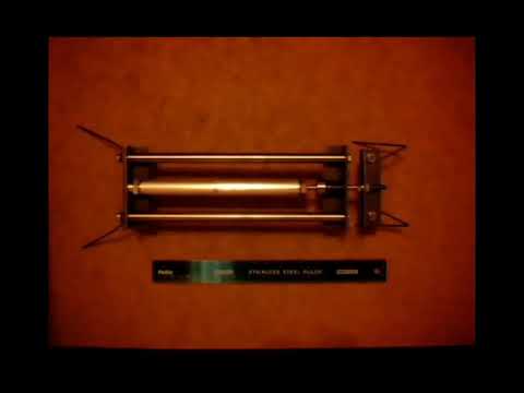Robotic device with phase-change materials to generate movement passively using the diurnal cycle