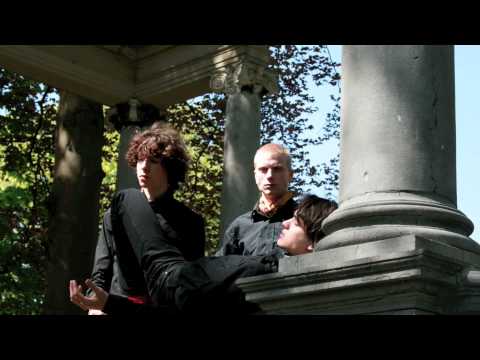 Metro Mortale - In her head