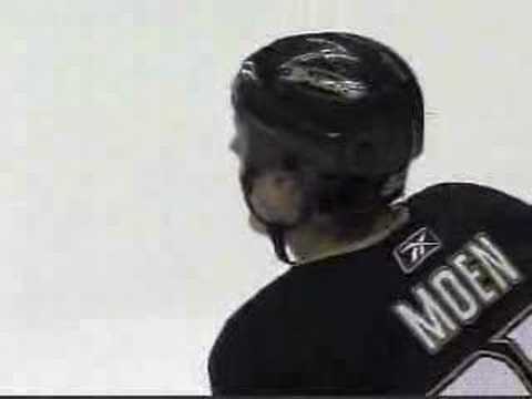 Dion Phaneuf hits Travis Moen 2/17/2008