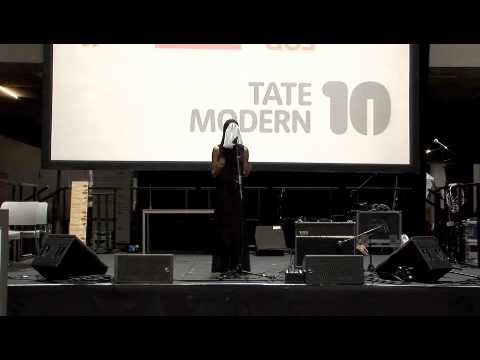 Fatima Al Qadiri (Ayshay) performing "Shaytan" in the Tate Modern