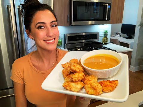 Chick Fil-A Nuggets and Honey Mustard Sauce