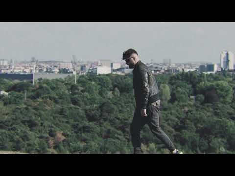 SAMRA feat. PA SPORTS, FARD, KC REBELL & RA'IS - KRISE