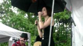 Ash Koley Lilith Fair 2010 Don&#39;t Let Your Feet Touch Ground