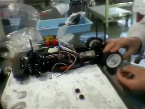 RCカーの駆動系統組立
