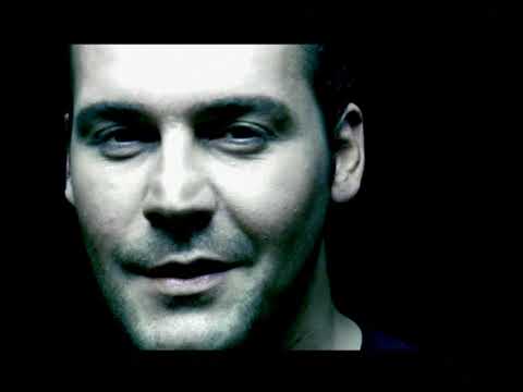 Yaşar  - Acıtmıyor Sevdan