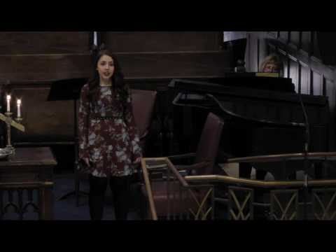 Hallelujah in Welsh (Haleliwia) with Chloé Wilson