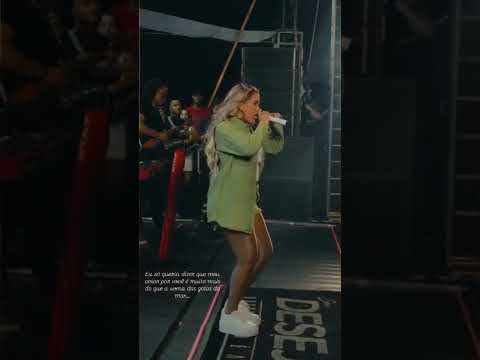 Yara Tchê cantando Cumplicidade com a galera de Dirceu Arcoverde-PI | Central dos Desejeiros