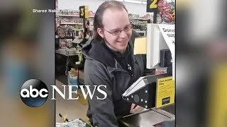 Singing Cashier Serenades Customers