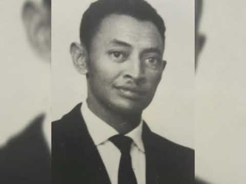 NAHOANA NY LASA A/C: RAYMOND RABEZANAHARY CHANT: GABHY PIANO: RENÉ STORMY