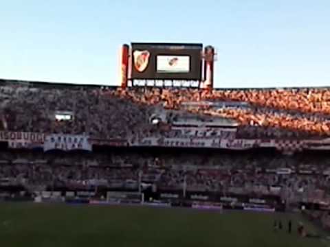Presentación del equipo de River frente a quilmes por la voz del Estadio