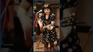 Ángel negro - Mon Laferte - En vivo en el metro Copilco.