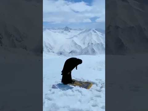 Focus on salah!📿 #islam #shorts  #explore #trending #allah #fyp #ytshorts