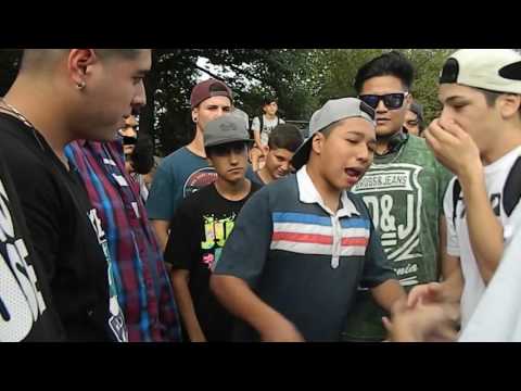 Tito Lion vs  Refrán Tiago