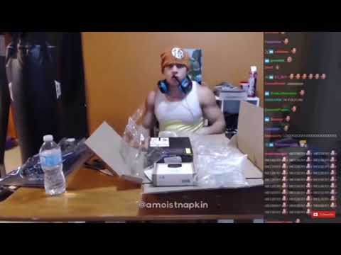 Tyler 1 Unboxed His Hat