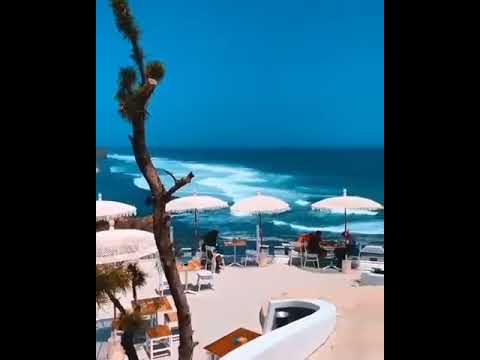 Pantai Ngandong di Gunungkidul lagi jadi perbincangan, mirip pantai di Bali! Cocok banget buat kamu yang pengen refreshi...