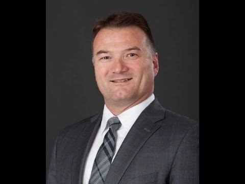 Ankle Arthritis. Is Total Ankle Replacement Right for You?  | Jeffrey Gittins, DO